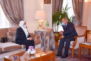 التقيا كلامن وزيرة الصحة و الأمين العام لجامعة الدول العربية لتقديم الدعم الطبي للدول العربية