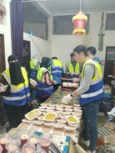 توزيع 500 وجبة إفطار 