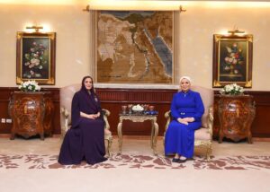 السيدة انتصار السيسي مع سيدة عمان مريم بنت عبد المنعم