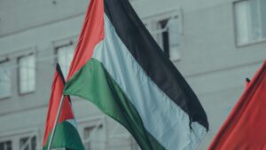 أيرلندا والنرويج وإسبانيا يعلنون اليوم الإعتراف بدولة فلسطين