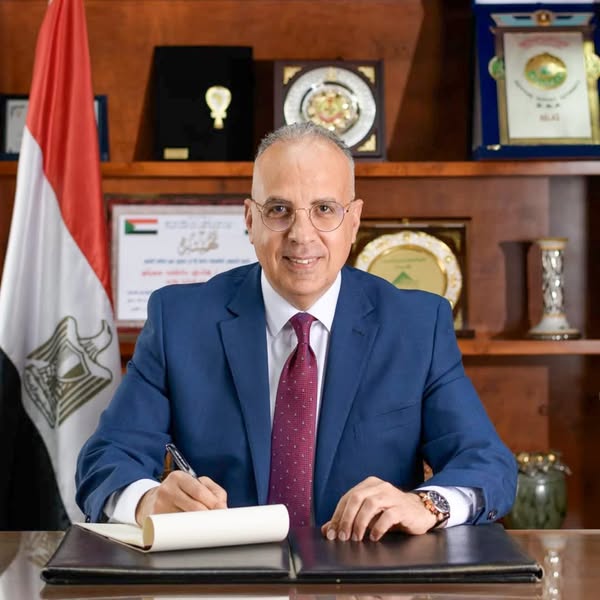 وزير الموارد المائية